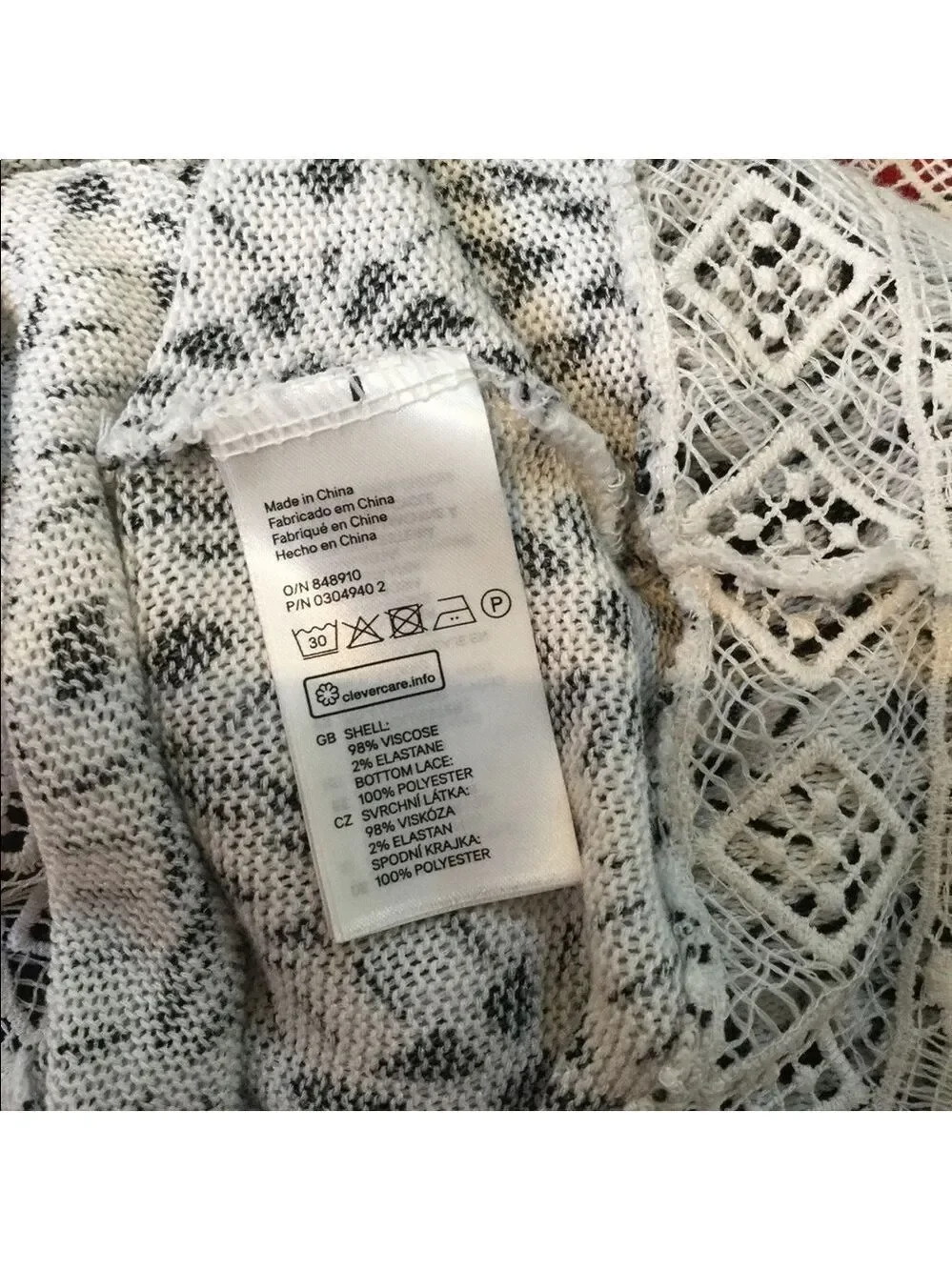 H&m Divided black/white small long sleeve top